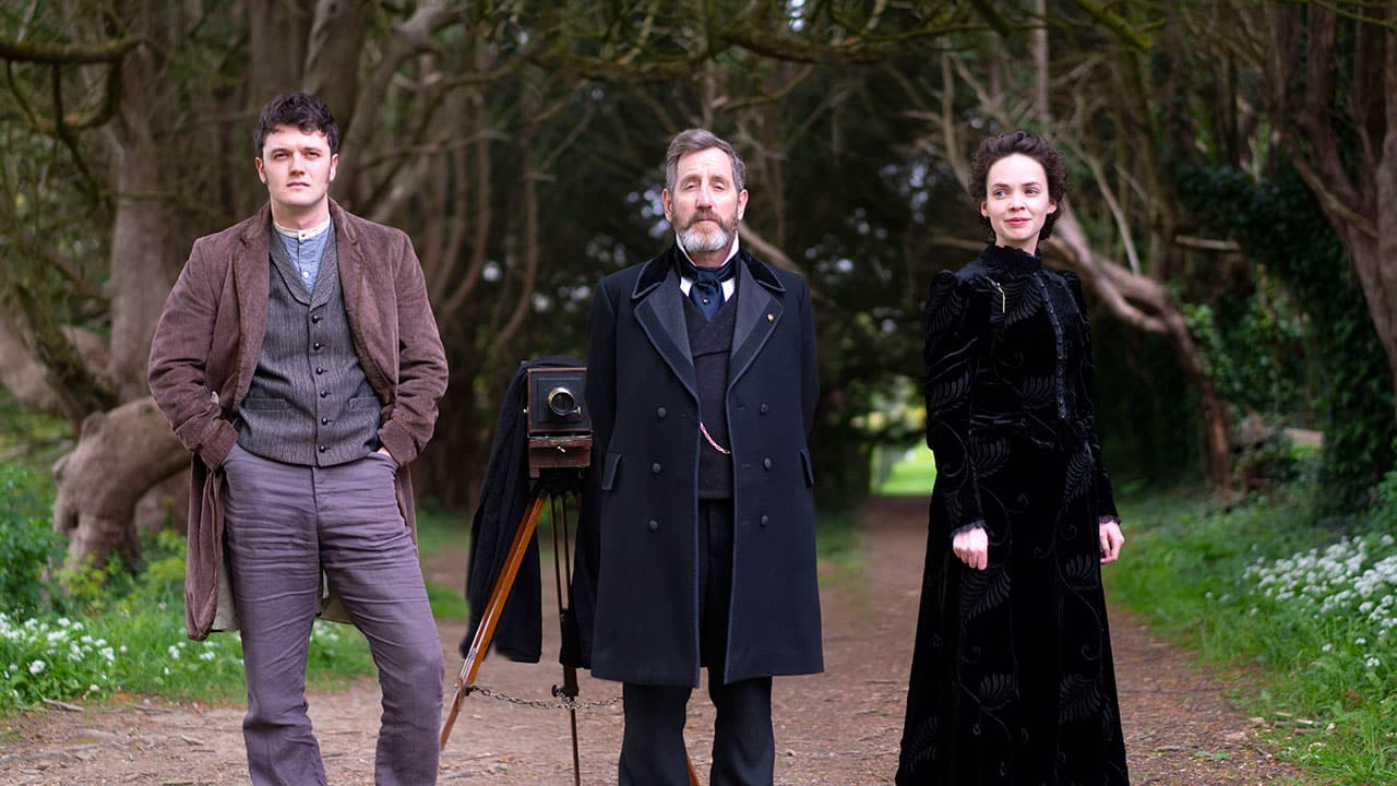 16 Captivating Irish Mysteries & Crime Dramas to Stream Now (US) 8